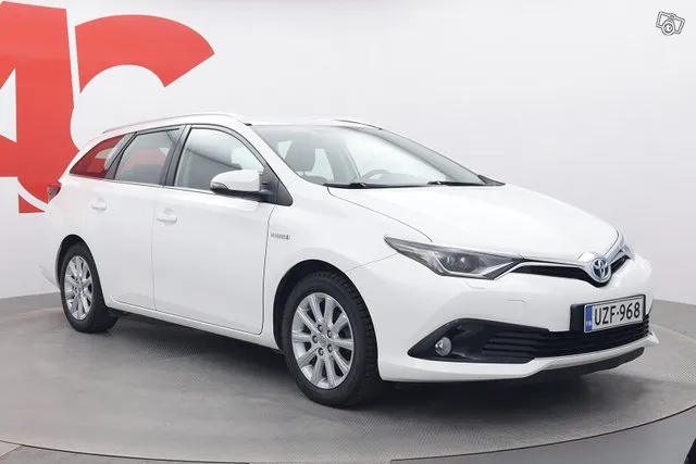 Toyota Auris Touring Sports 1,8 Hybrid Active - / Navi / Kam Image 7